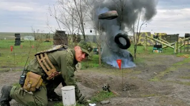 प्रशिक्षण लेते रूस के नए सैनिक