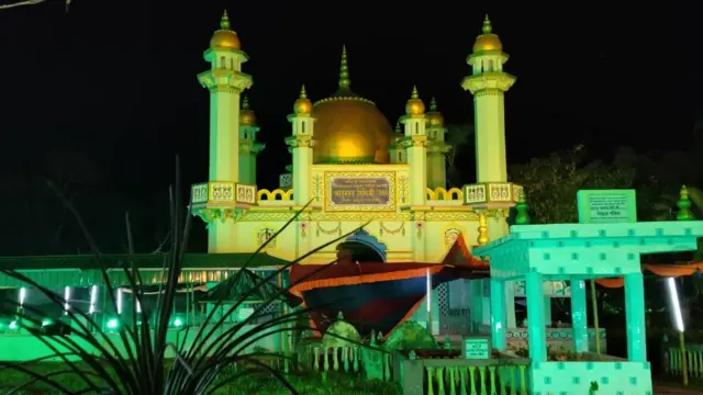 পশ্চিমবঙ্গের হুগলি জেলায় ফুরফুরা শরীফ