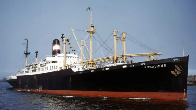 Корабль, на котором Виндзоры отправились на Багамы