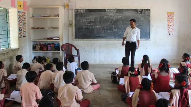 ஆசிரியர் பகவானை எங்களுக்கு ஏன் பிடிக்கும்?