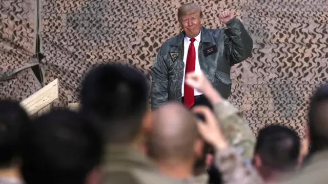 Donald Trump kürsüde