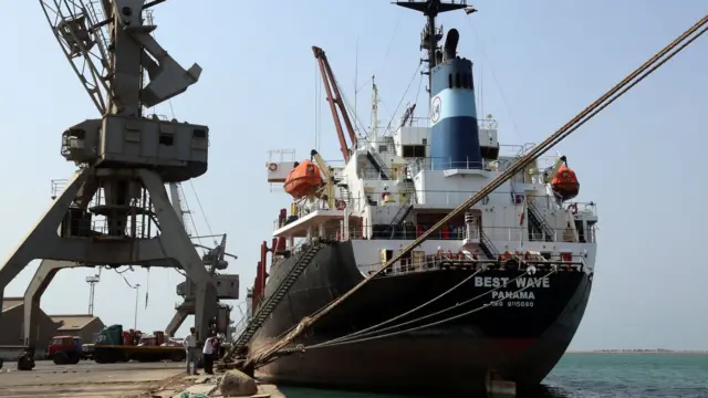 کشتی در حدیده