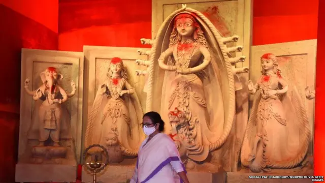 दुर्गा पंडाल
