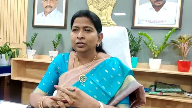 హోం మంత్రి తానేటి వనిత