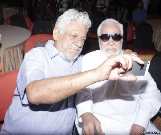 ਕਾਦਰ ਖ਼ਾਨ, ਓਮ ਪੁਰੀ