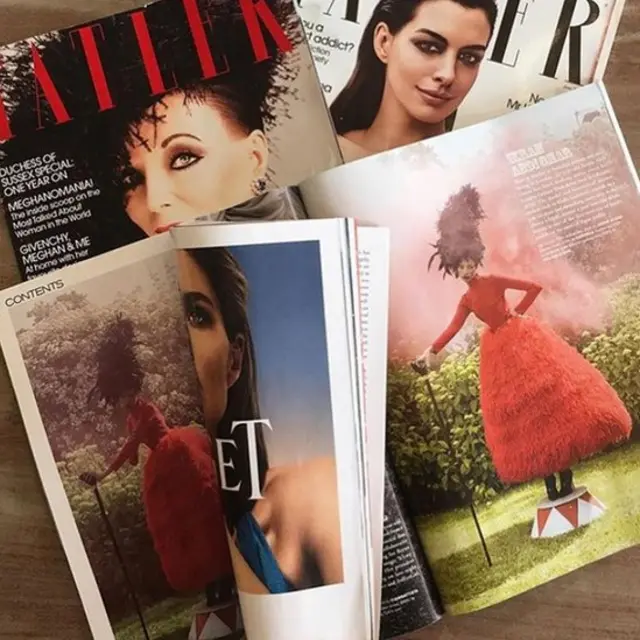 Ikram en couverture de Vogue Arabia