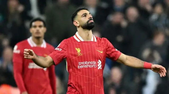 ሳላሕ ኣንጻር ማንቸስተር ዩናይትድ ጥራይ 15 ሸቶታት ኣመዝጊቡ'ዩ