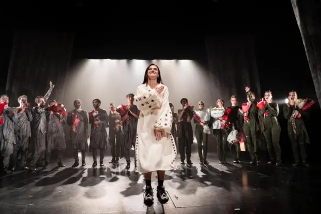 Ніна Змерзла