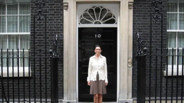 غيلين ماكسويل، شريكة إبستين المجكومة بالسجن