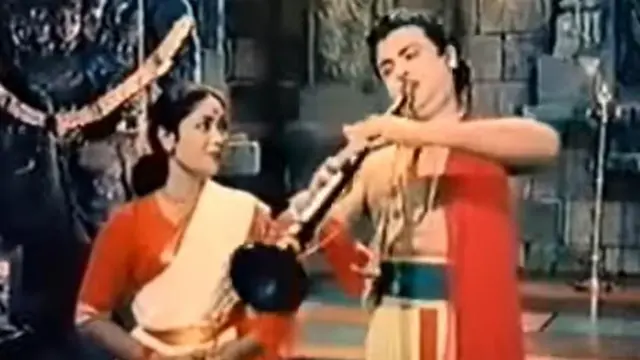 சிங்காரவேலனே தேவா பாடல் காட்சி
