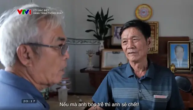 Trong bộ phim tài liệu Hành trình thống nhất của VTV, một gia đình có nhiều anh em ở cả hai chiến tuyến được chia sẻ câu chuyện riêng của họ; phía sau lưng họ là di ảnh của những người thân, không đứng cùng chiến hào nhưng ngồi chung một bàn thờ