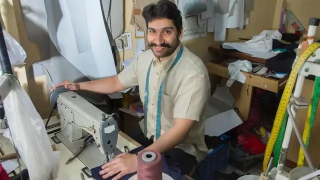 பேஷன் டிசைனர் ஆவது எப்படி?