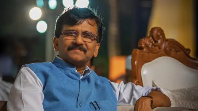 संजय राऊत 