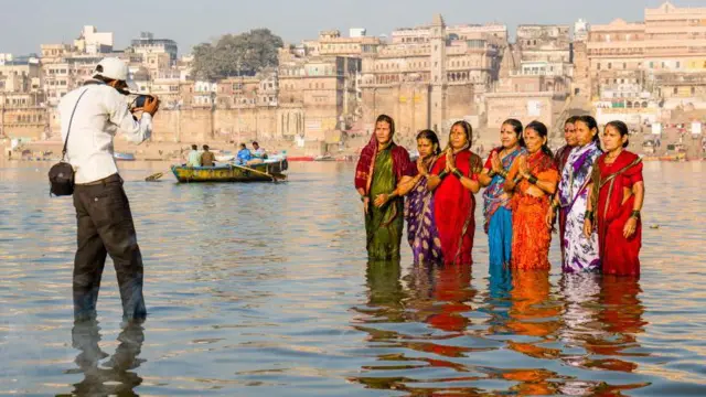 सरकारी 'तीर्थदर्शना'मुळे 'सामाजिक न्याया'चं दर्शन कठीण? काय आहेत आक्षेप?