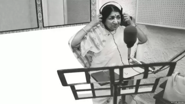 लता मंगेशकर