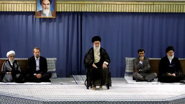 هیچیک از روسای جمهور پیشین در مراسم تنفیذ دور دوم ریاست جمهوری محمود احمدی نژاد حضور نداشتند