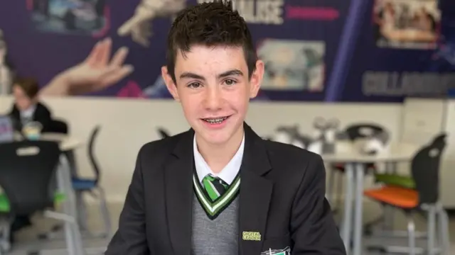 Ruark, dečak koji je programirao robota