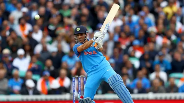 महेंद्र सिंह धोनी