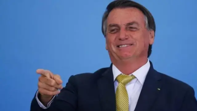 Mbinu ya kawaida ya Bolsonaro na Putin ni kufanya "utani"