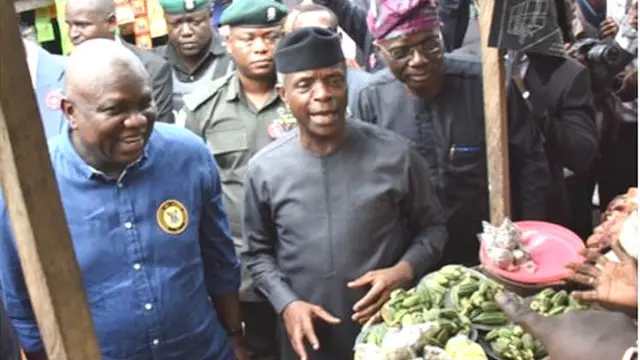 Akinwunmi Ambọde, Yẹmi Ọsinbajo ati Babajide Sanwo-Olu n juwọ sawọn ọlọja