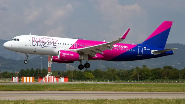 Avion kompanije „Viz Er"