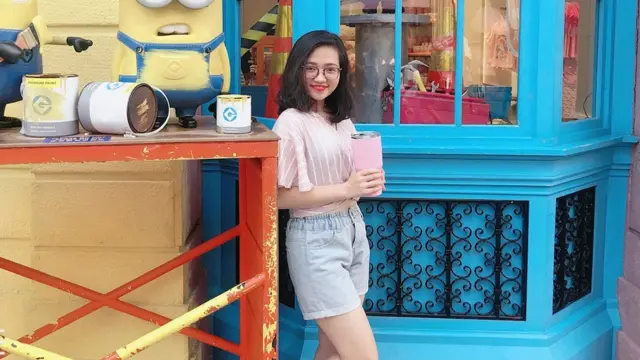 cổ động viên bóng đá và thể thao Huyền Trang