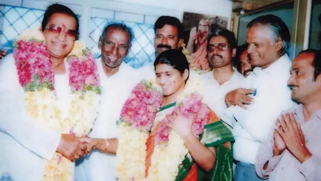 లక్ష్మీపార్వతితో ఎన్‌టీఆర్