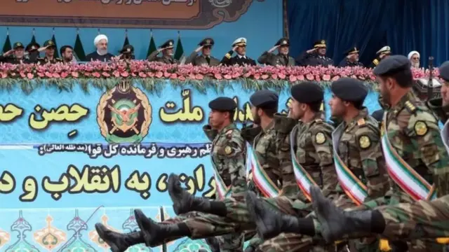 Revolutionary guards are independent of the army