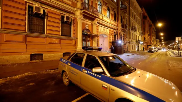 元ロシア・スパイ】ロシアが米外交官60人を追放へ 報復措置で