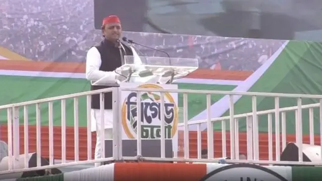 अखिलेश यादव