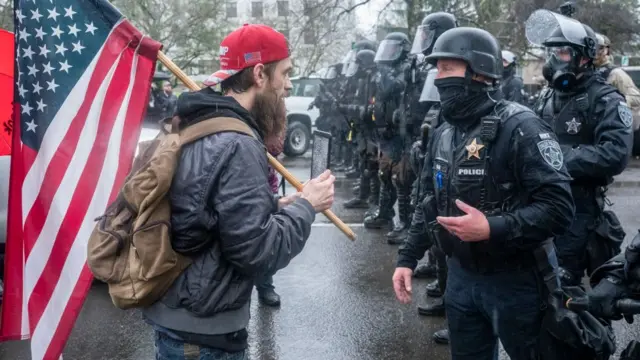 Вашингтон, 6 января, Капитолий