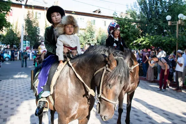 кыргыз көчү