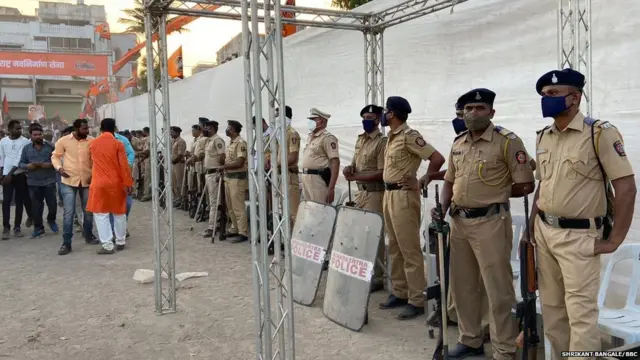 सभास्थळी असलेला बंदोबस्त