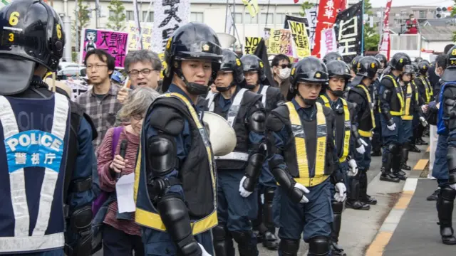 Hantenren protesters