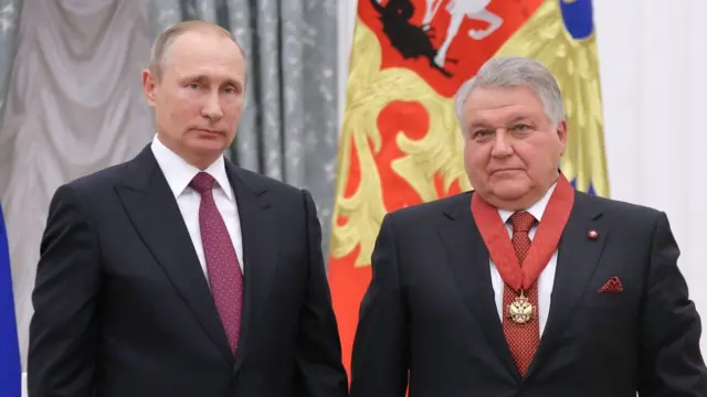 Владимир Путин и Михаил Ковальчук