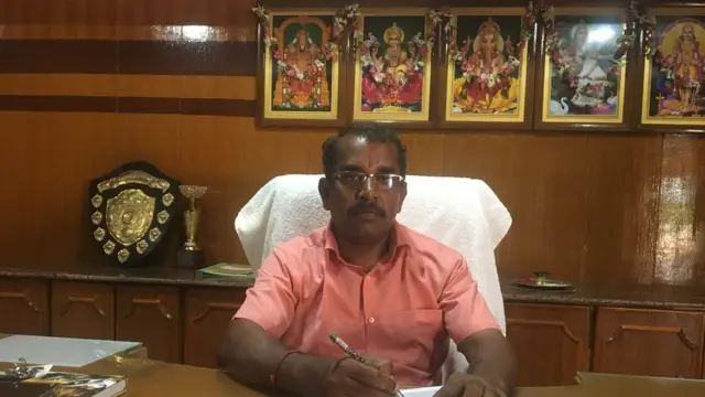 பள்ளி முதல்வர் நவநீதகிருஷ்ணன்