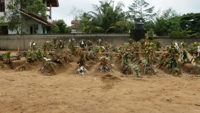 කටුවාපිටිය මිය ගිය සංඛ්‍යාව 100 කට ආසන්නය.