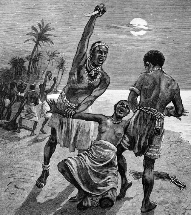 Orang-orang Eropa yang mengunjungi kerajaan pada abad ke-19 menyebut pejuang wanita Dahomey sebagai Amazon, merujuk pada para pejuang yang kejam dari mitologi Yunani.