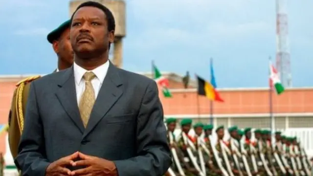 Mu 1993 Petero Buyoya yahiritse ku butegetsi Melchior Ndadaye wari watowe n'abaturage