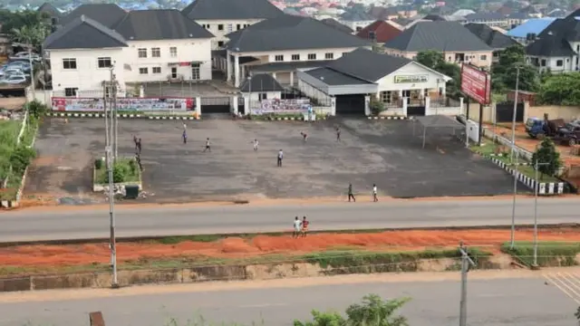 Ụzọ dị chakoo n'Awka