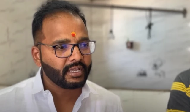 हडपसरमधील व्यावसायिक आणि व्यापारी संघटनेचे अध्यक्ष अनंत प्रबाळे