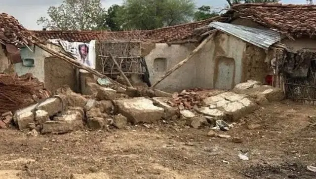 ملزمان کے گھر 