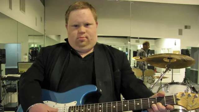 Итан Сэйлор