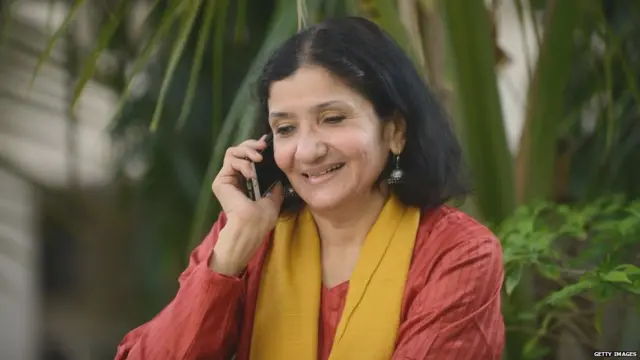 ઝકિયા સોમણની તસવીર