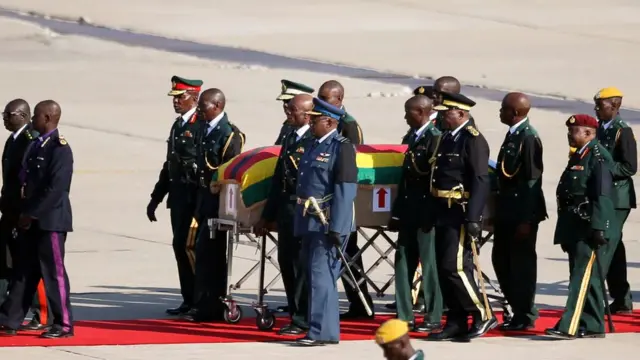 Ozu Mugabe n'aka ndị gọọmentị ala ha
