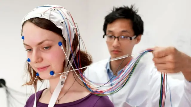 Yuxu labarotariyasında alimlər müəyyən ediblər ki, hətta sadəcə mürgüləmək çox faydalıdır