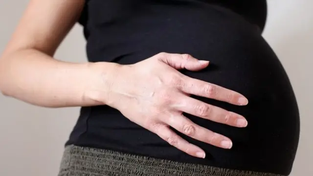 प्रेगनेंट महिला