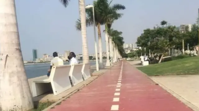 Angola inatazamwa kama nchi ambayo watu wake wengi hawana mtazamo hasi na matendo ya mapenzi ya jinsia moja