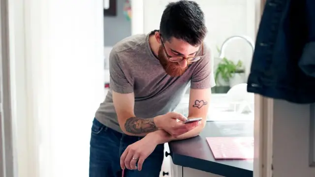 Sans informations sur le salaire, les candidats ne peuvent pas évaluer avec précision s'ils peuvent se permettre d'accepter un certain emploi