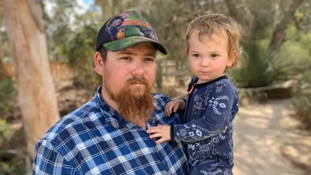 శామ్ మిచెల్